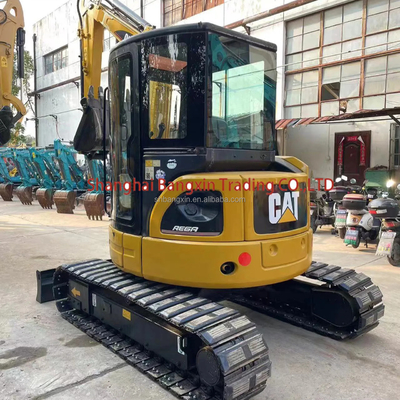 Pequena máquina usada CAT 304 mini escavadeira em boas condições
