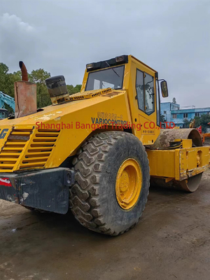 Rolante rodoviário Bomag BW-217D usado com 30% de capacidade de classificação em boas condições
