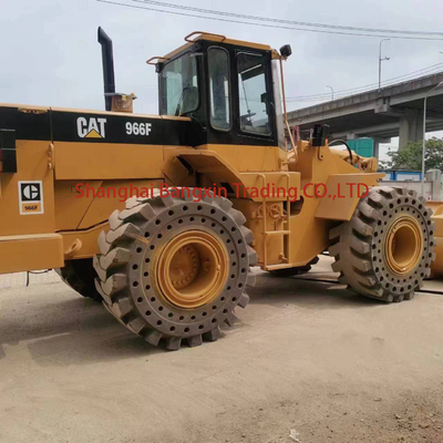 Carregador de rodas usados CAT 966F com poucas horas de trabalho 0-2000 Pesando 20000-21000 kg