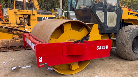 Compactor de segunda mão Dynapac CA30 CA25 com motor diesel e certificação EPA/CE