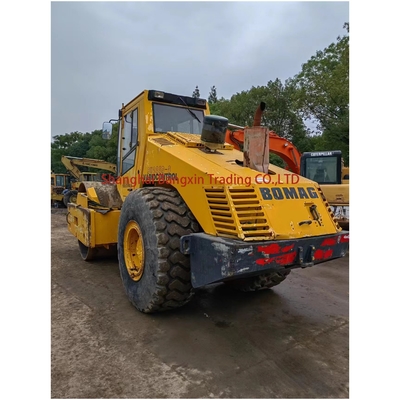 20 toneladas BOMAG BW 217D-2 Roller de estrada com 30% de capacidade de classificação e fabricado na Alemanha em 2010