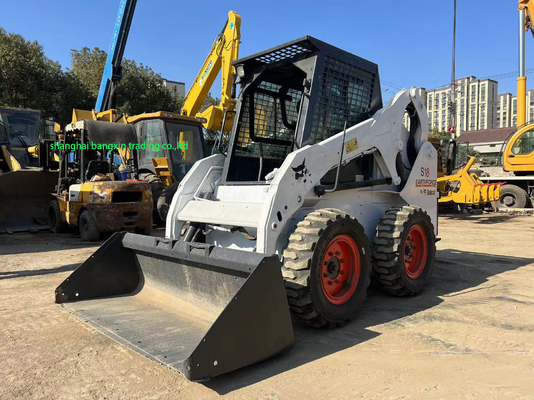 Bobcat S18 Skid Steer Loader com motor Kubota acessível e durável