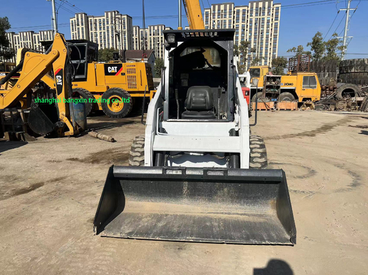 Bobcat S18 Skid Steer Loader com motor Kubota acessível e durável
