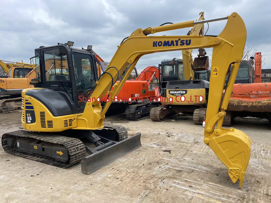 Mini-excavadora Komatsu PC55MR com 90% de graus e cilindro hidráulico original