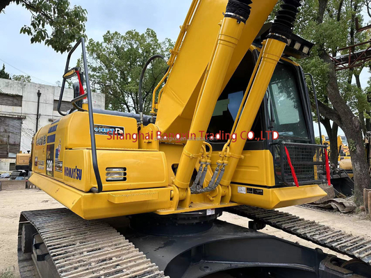 Mini escavadeira Komatsu PC220-8 com motor Cummins Forte potência e estabilidade hidráulica