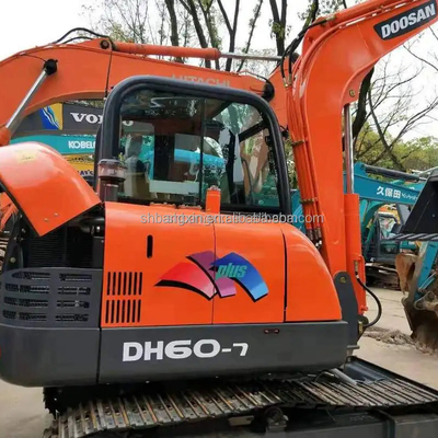 Excavadora Doosan DH60-7 Todas as funções normais e com entrega de 7 dias