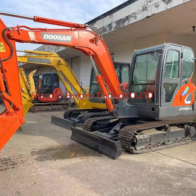 Obtenha o melhor preço nas escavadeiras usadas Doosan DX60 com potência forte e estabilidade hidráulica
