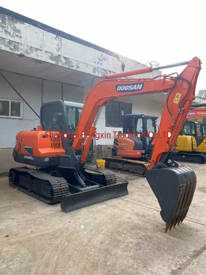 Obtenha o melhor preço nas escavadeiras usadas Doosan DX60 com potência forte e estabilidade hidráulica