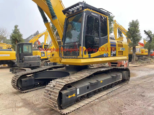 Experimente o poder de segunda mão Komatsu PC240-8 Crawler Digger com motor Cummins