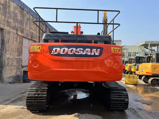 Excavadora usada Doosan DX300LC-9C com bomba hidráulica original e capacidade de 1,5 balde