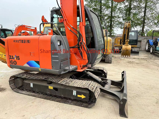 Excavadora mini Hitachi ZX60 de segunda mão com potência forte e estabilidade hidráulica