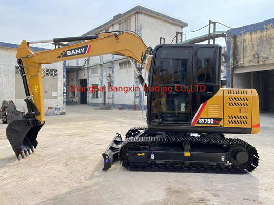 Mini escavadeira Sany SY75 usada com motor cat e bomba hidráulica original em boas condições