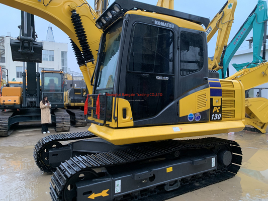 Excavadora japonesa original Komatsu PC130 Usada com frete grátis e capacidade de 0.6 balde
