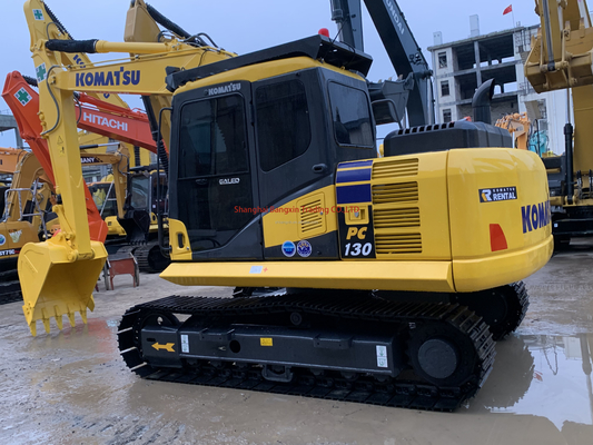 Excavadora Komatsu PC130 usada com motor original e acessível