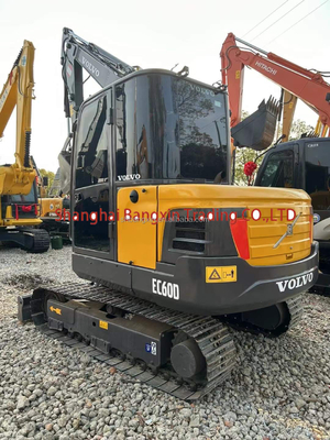 Pequena máquina mini-excavadora VOLVO EC60D com grande potência e estabilidade hidráulica