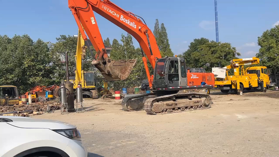 Excavadora Hitachi ZX350-3G importada do Japão para projetos de movimentação de terra