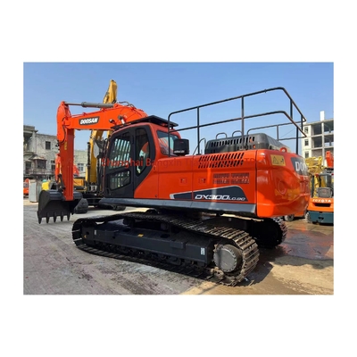 Excavadora usada Doosan DX300LC-9C com certificação EPA/CE e peso de 30000 kg