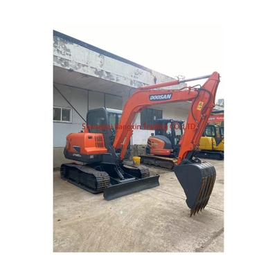 Doosan DX60 Mini Excavator em bom estado com bomba hidráulica original melhor em Xangai