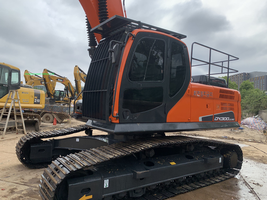 Máquina pesada de construção Doosan Dx300 Excavadora de segunda mão com peças de reposição 30tons