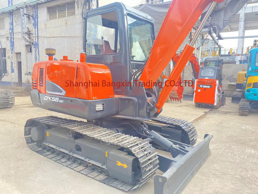 Excavadora Doosan DH55 de 5 toneladas na Coreia Certificada EPA/CE e forte estabilidade hidráulica