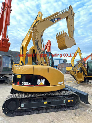 Trabalho assegurado com uma excavadora CAT 308C com válvula hidráulica original usada e 700 horas de trabalho