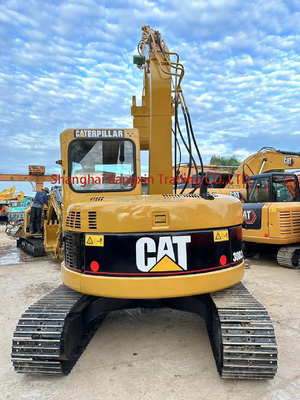 Trabalho assegurado com uma excavadora CAT 308C com válvula hidráulica original usada e 700 horas de trabalho