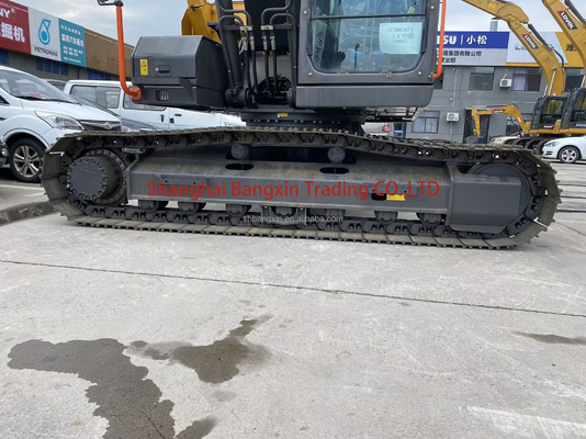 Excavadora de escavação usada Volvo EC200, com 20 toneladas de peso operacional e certificação EPA/CE