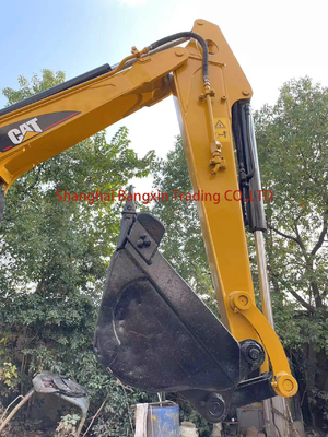 Excavadora Cat 304CCR global com 700 horas de trabalho e bomba hidráulica original