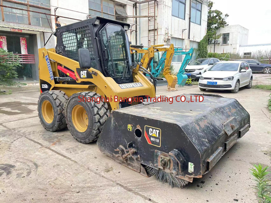 Pequena máquina de direcção de deslizamento CAT 226 com grande potência e estabilidade hidráulica a um
