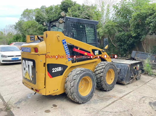 Pequena máquina de direcção de deslizamento CAT 226 com grande potência e estabilidade hidráulica a um