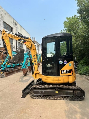 Excavadora de segunda mão Cat 303 em boas condições e com certificação EPA/CE em Xangai