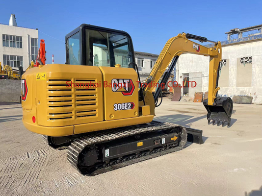 Excavadora Mini Cat 306E2 de segunda mão com potência e alta estabilidade hidráulica